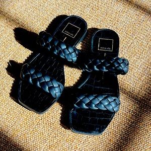 Black Dolce Vita Sandals
